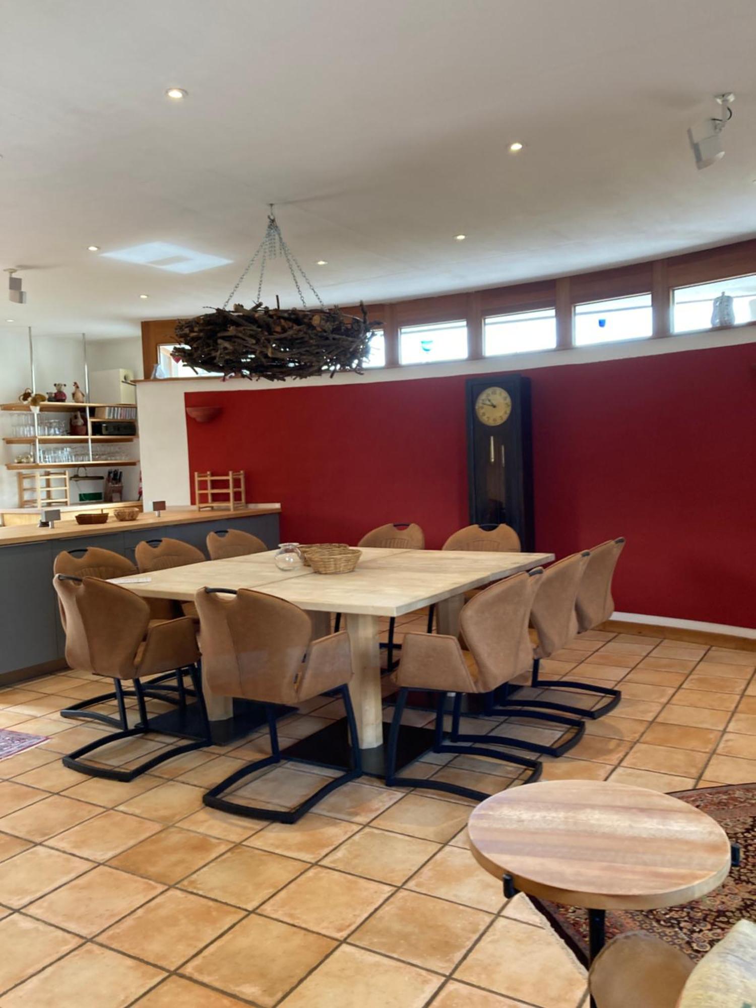 Paulis Cozy 4-Bedroom Vacation Home - With 4 Bathrooms Sun Terrace & Sauna, Nice To Hike & Bike, To Chil & Meet Бюллинген Экстерьер фото